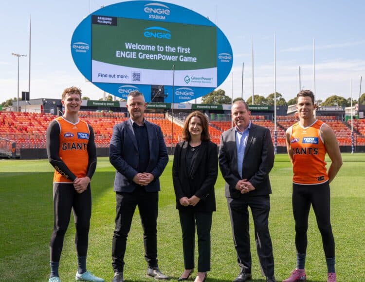 GIANTS players Tom Green (left) and Josh Kelly (right); Sydney Showground General Manager, Darryl Jeffrey, ENGIE ANZ Executive General Manager – Retail, Andrea Bernard; and GIANTS CEO, David Matthews. Image: Ryan Jones/GWS GIANTS, courtesy of ENGIE
