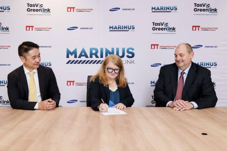 Scott Choi – Managing Director Australia Samsung; Stephanie McGregor – CEO Marinus Link, John Anderson – CEO DT Infrastructure
Image: Marinus LInk
