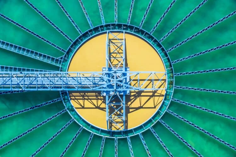Chesterton’s split seals improve reliability in demanding wastewater applications. Image: Kalyakan/stock.adobe.com.